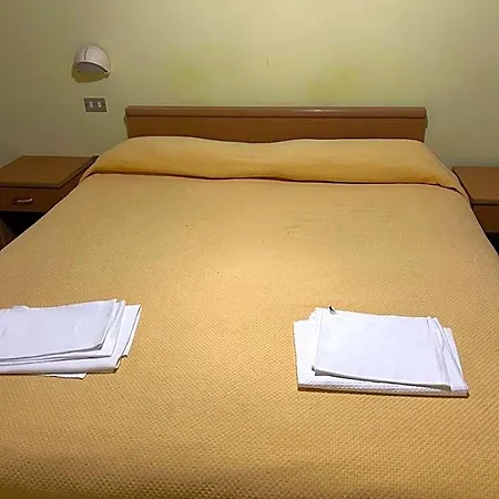 Bianco Hotel *